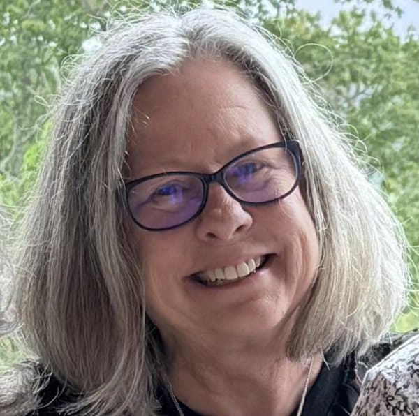 Photo of The Rev. Lynda Hurt